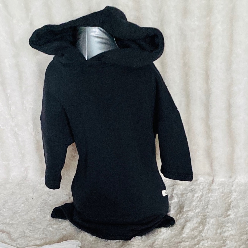 Lennon+Wolfe Hooded Tunic in Graphite